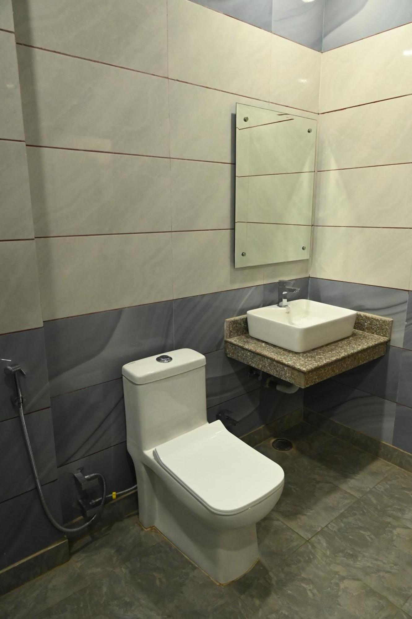 Отель Satya Residency Катра Экстерьер фото