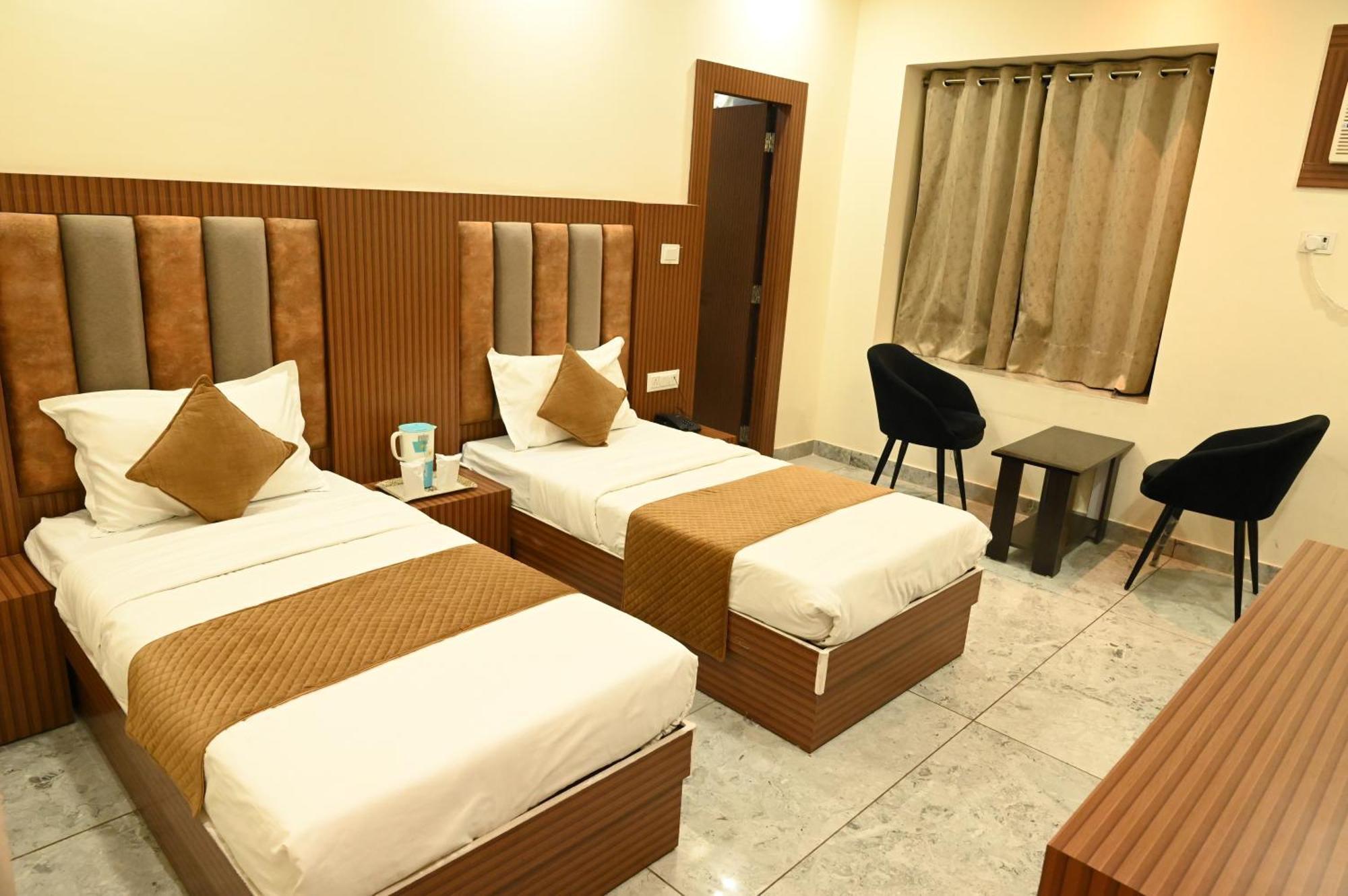 Отель Satya Residency Катра Экстерьер фото